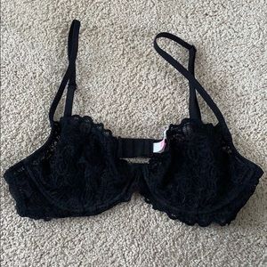 Victoria’s Secret Pink unlined lacey bra